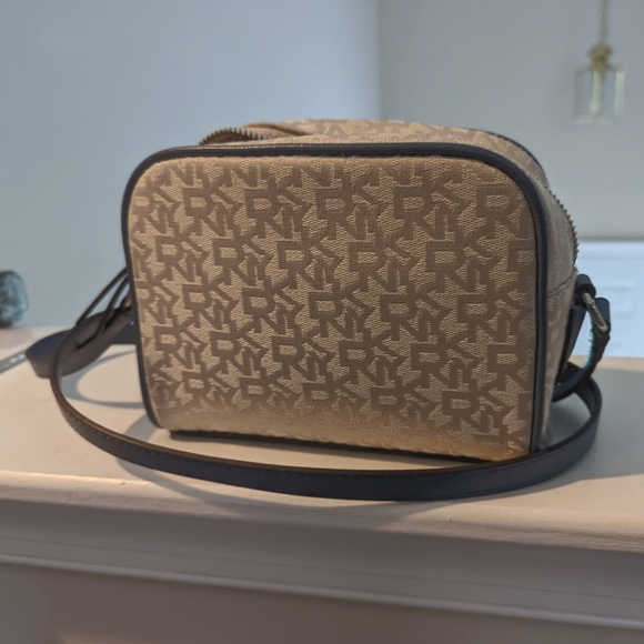 DKNY Crossbody Purse - Picture 2 of 4